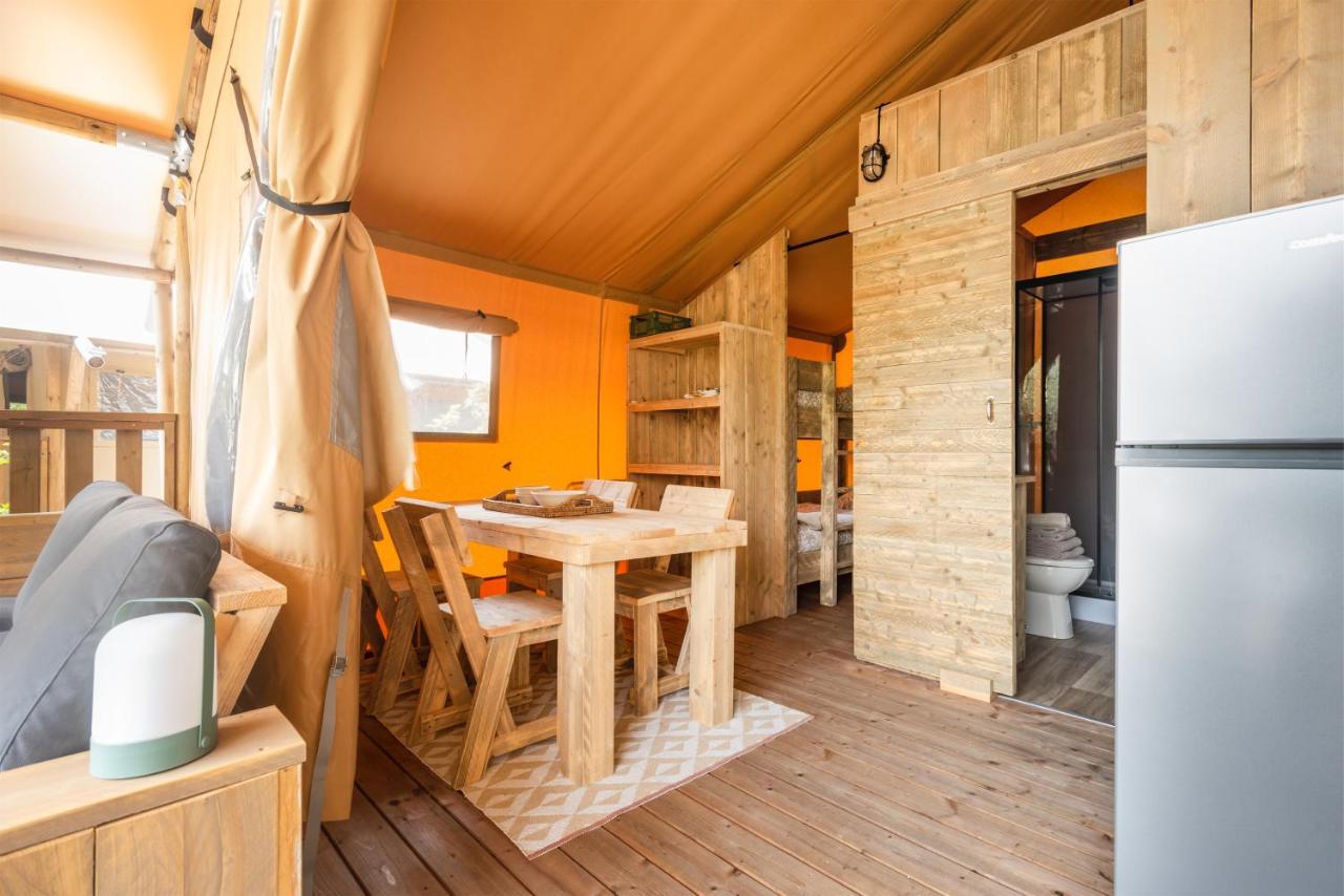 Al Lago Camping & Rooms Riva del Garda Buitenkant foto