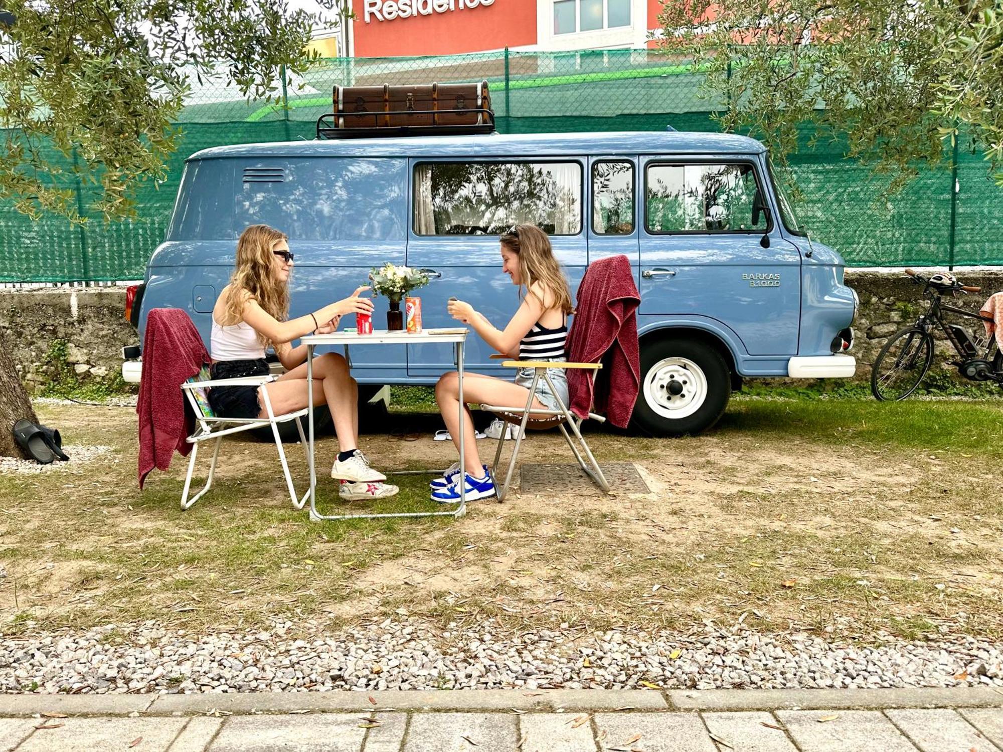 Al Lago Camping & Rooms Riva del Garda Buitenkant foto