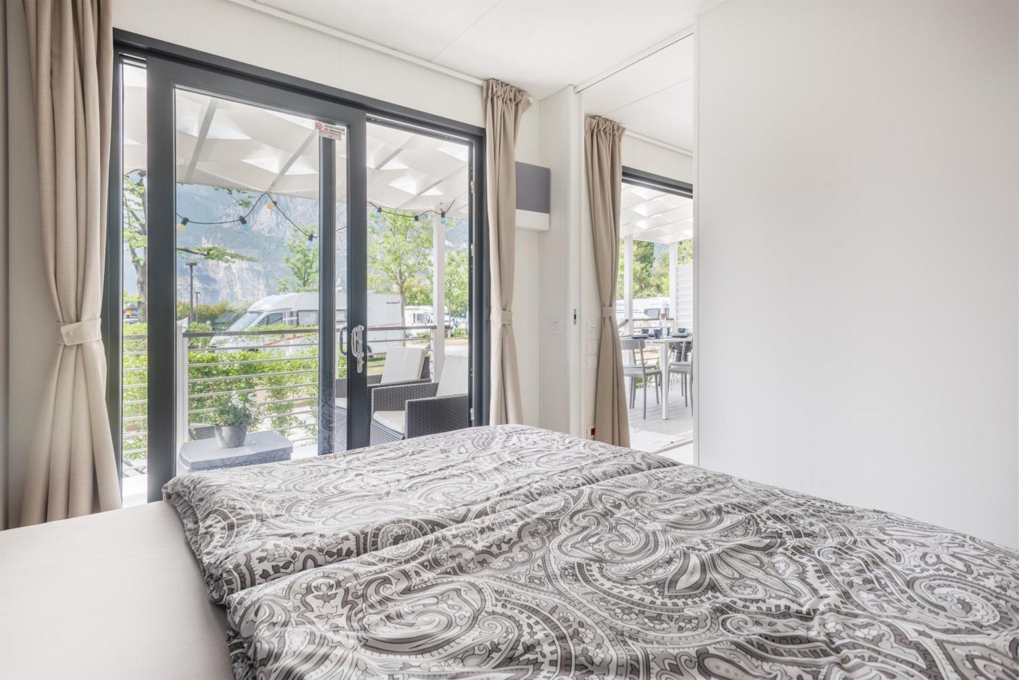 Al Lago Camping & Rooms Riva del Garda Buitenkant foto